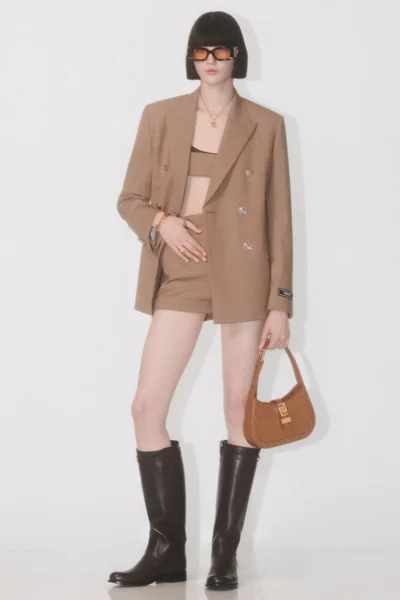 Look 11